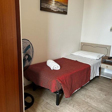 Hotel Anny Rimini Exterior foto