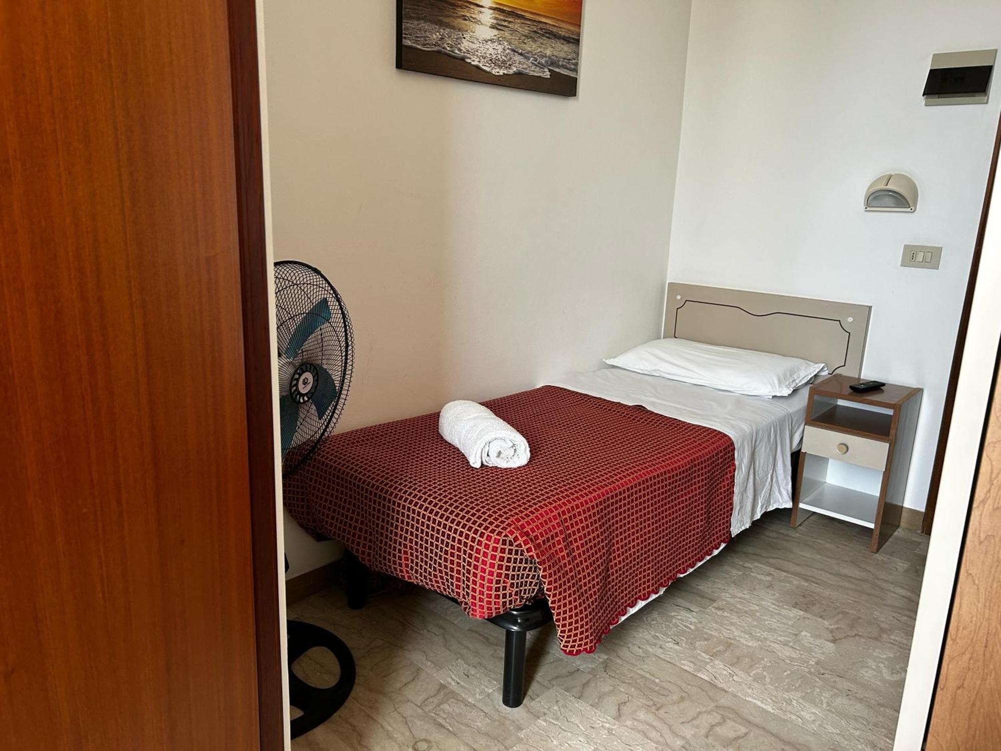 Hotel Anny Rimini Exterior foto